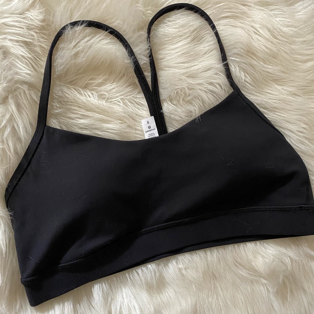 lululemon flow Y nulu bra, size 8, black